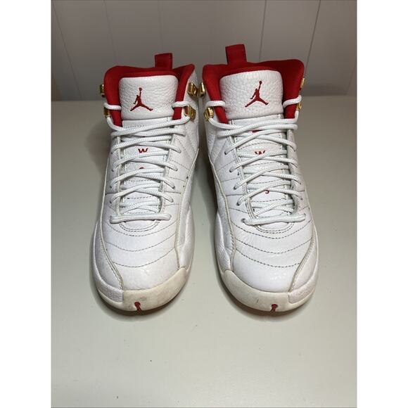 Size 5.5Y - Air Jordan 12 Retro FIBA (GS) - Picture 3 of 9